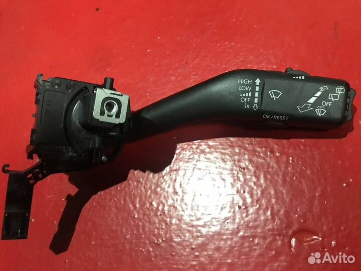 Переключатель подрулевой правый VW Tiguan