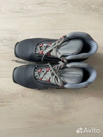 Лыжные ботинки 42 размер
