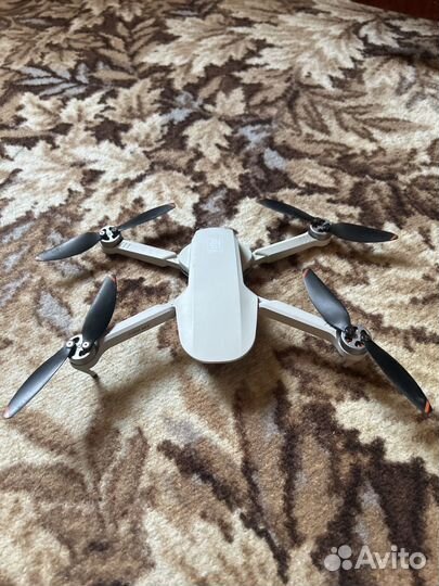 Квадрокоптер Flytrox