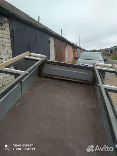 Ложементы для перевозки лодки катамарана