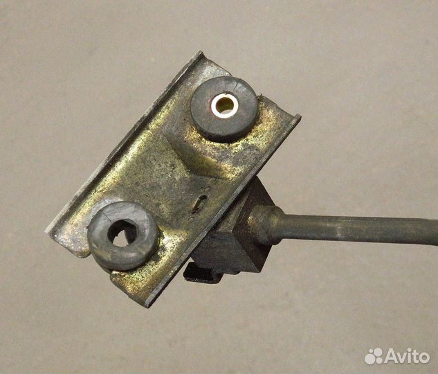 Трубка гур Nissan Maxima J30