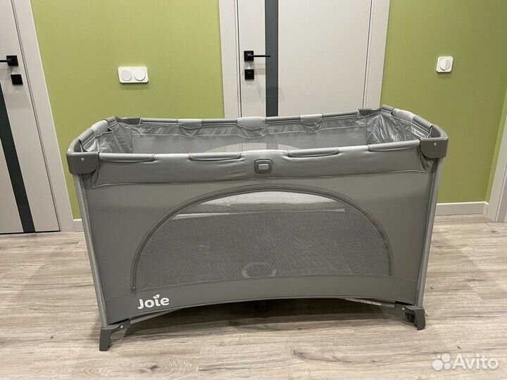 Детская кровать манеж Joie