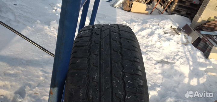 Bridgestone Dueler A/T 265/65 R17