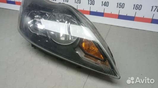 Фара правая ford focus 2 (3OK38MU01)