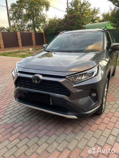 Toyota RAV4 2.5 AT, 2019, 62 000 км