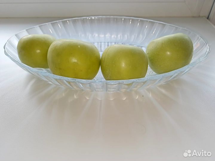 Блюдо хрустальное