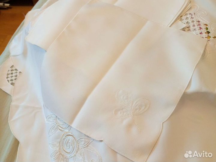 Скатерть обеденная с салфетками