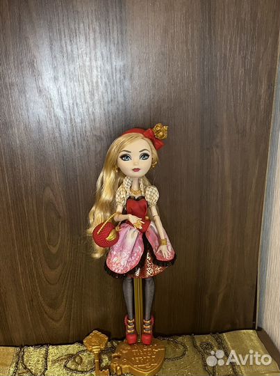 Ever After High Кукла базовая Эппл Вайт