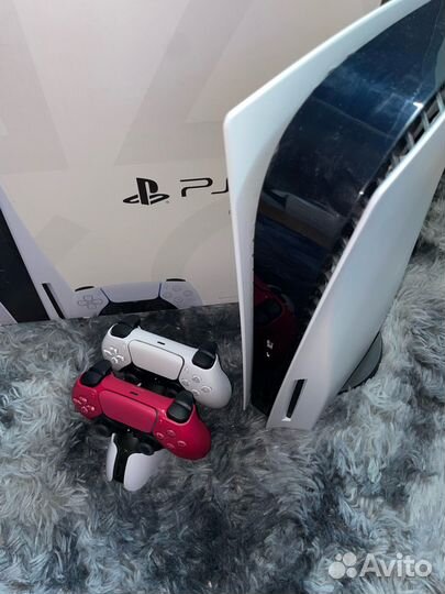 Sony playstation 5 + 2 джойстика + игры