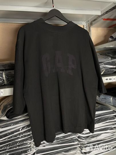 Футболка Yeezy gap balenciaga