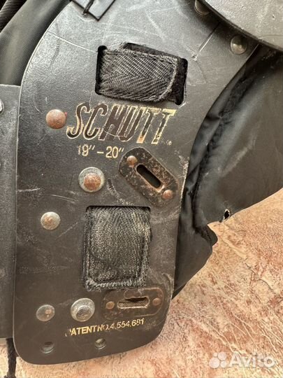 Каркас Schutte для американского футбола 19''-20''