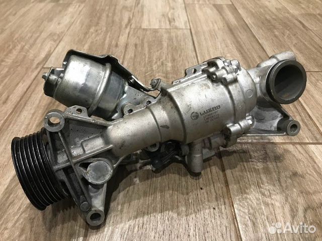 Насос водяной Mercedes-Benz