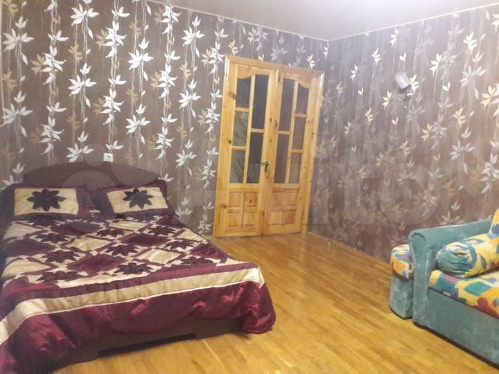 2-к. квартира, 87 м², 2/17 эт.