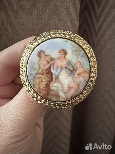 Винтажная брошь USA