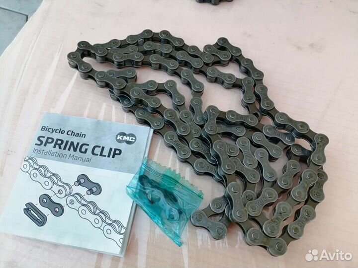 BMX цепь KMC, седло Pivotal