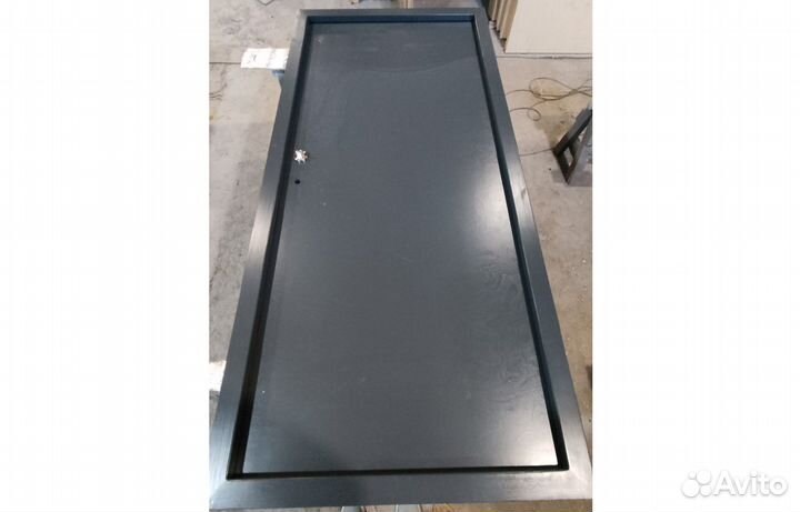 Деревянная входная утеплённая дверь. Север-М1