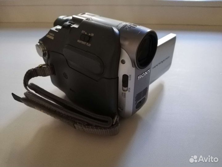 Видеокамера Sony Handycam