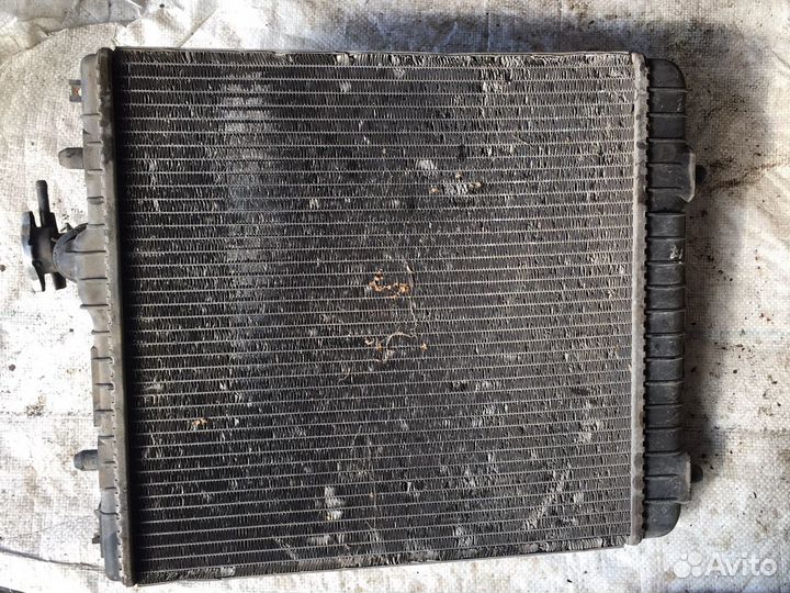 Радиатор охлаждения Opel Agila A