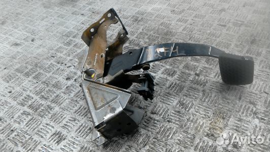 Педаль газа mazda CX-9 1 (72F04NW01)