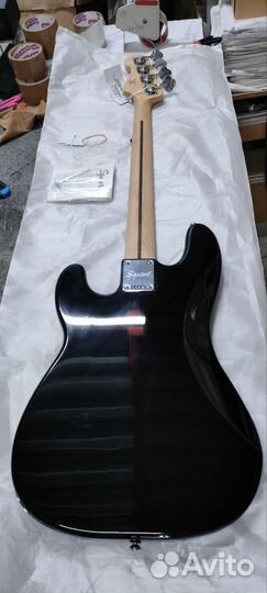 Бас-гитара fender squier Affinity Precision Bass P