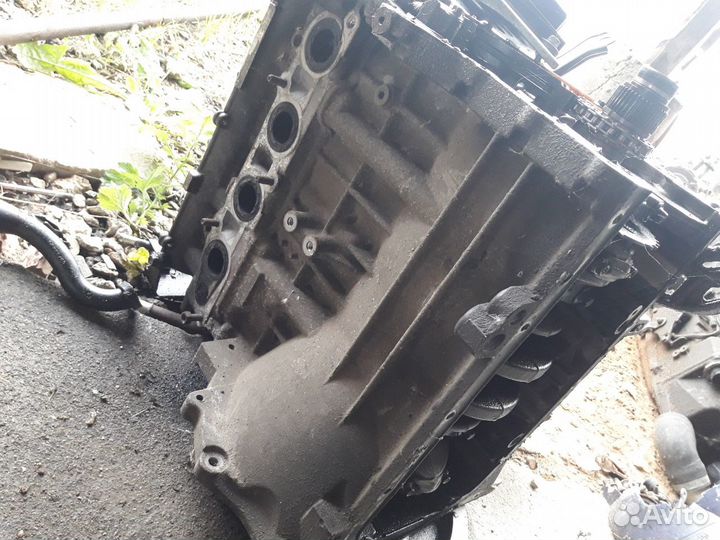 Блок двигателя Mitsubishi 4a 91