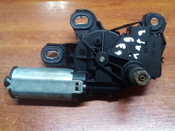 Моторчик стеклоочистителя задний виана 639