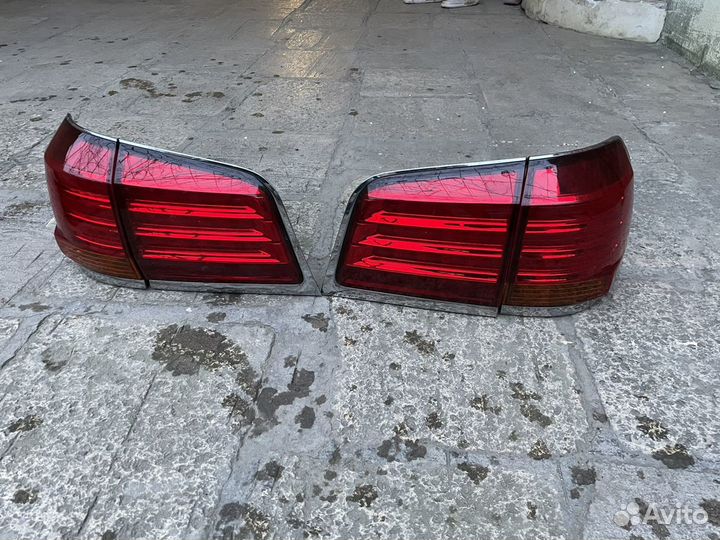 Фара на lexus 570