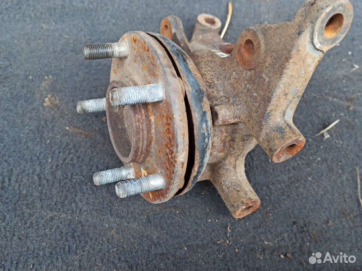 Поворотный кулак Kia Ceed \ Hyundai I30