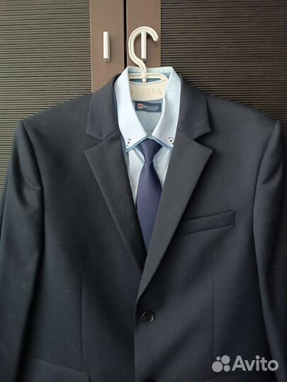 Школьный пиджак+ галстук+ 2 рубашки