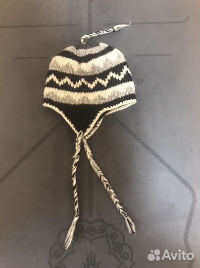 Шапка вязаная