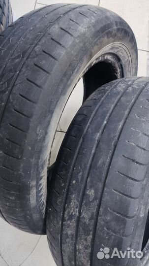 Yokohama BluEarth AE01 185/60 R14 82T