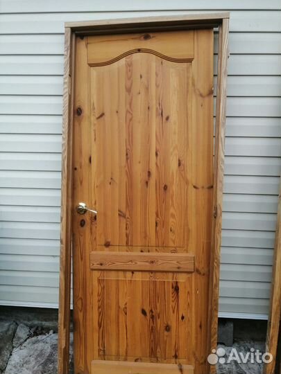 Дверь деревянная бу