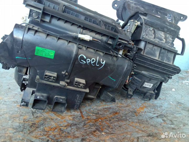 Печка Geely Emgrand EC7