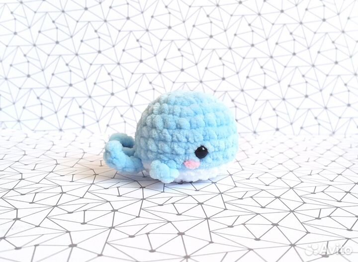 Игрушка Кит, брелок, подвеска, вязаные игрушки