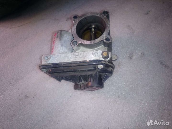 Заслонка дроссельная Ford Focus 2