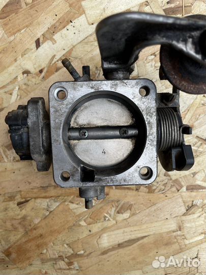 Дроссельная заслонка passat b3