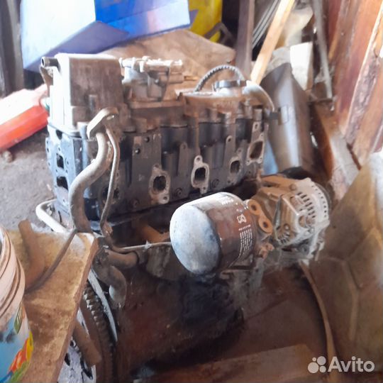 Двигатель 3 -CT со стартером и генератором