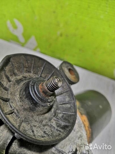 Моторчик стеклоочистителя передний Хендай Акцент