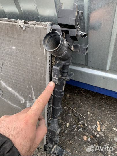 Радиатор охлаждения Рено Логан 2, Сандеро 2014-нв