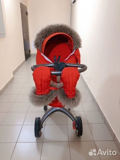 Коляска Stokke Xplory V4 2в1 с аксессуарами