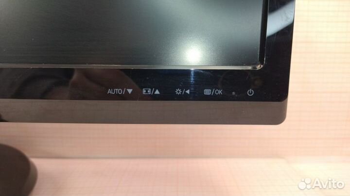 Монитор б/у 24