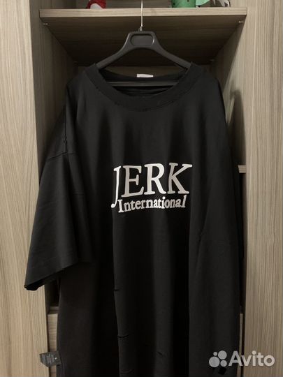 Футболка vetements Jerk International оригинал