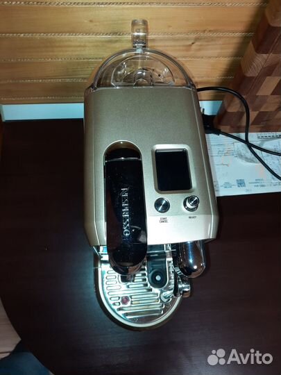 Капсульная кофемашина bork