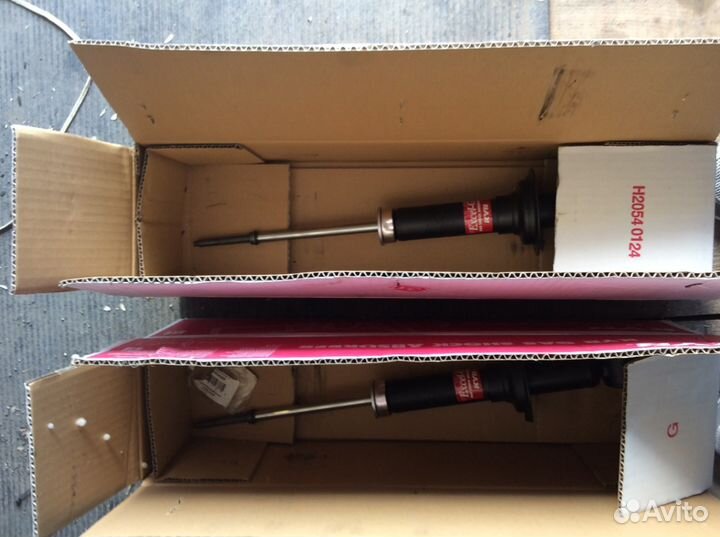 Амортизатор подвески газовый, задний 