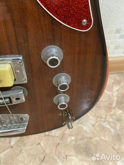 Бас гитара электрическая Урал 510л