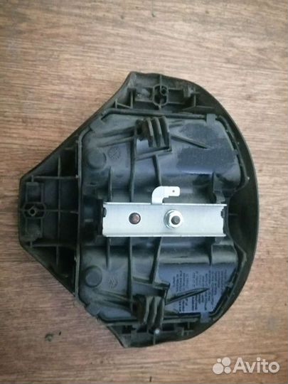 Подушка безопасности в руль Peugeot 307, 2003г