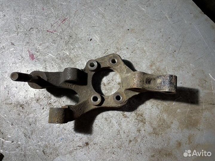 Кулак поворотный задний левый chevrolet lacetti 20