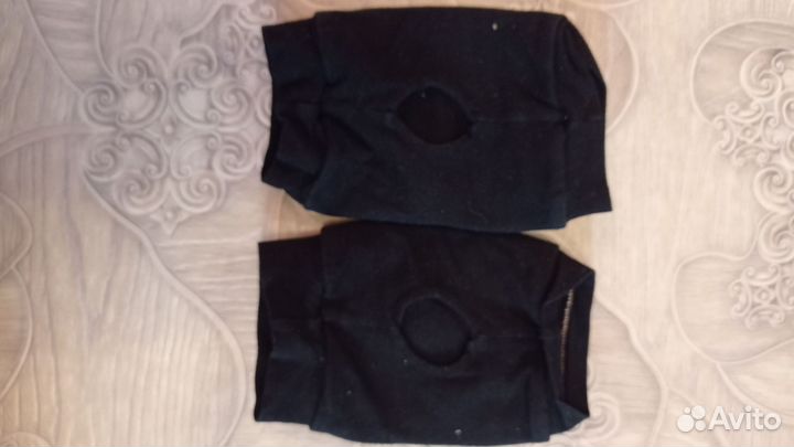 Наколенники