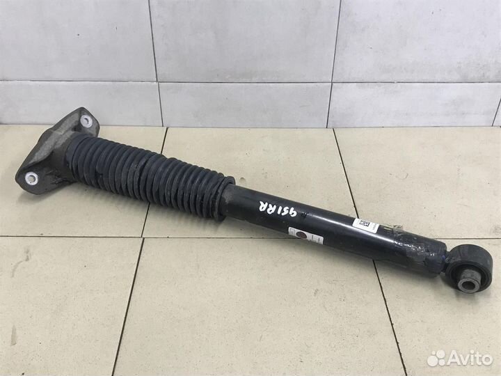 Амортизатор задний правый Sportage 2016