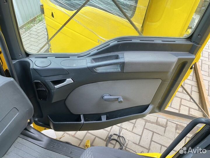 Каркас двери правой